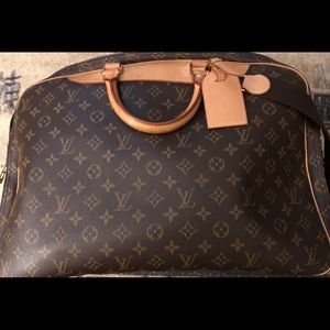 Louis Vuitton Alize weekend/travel bag.